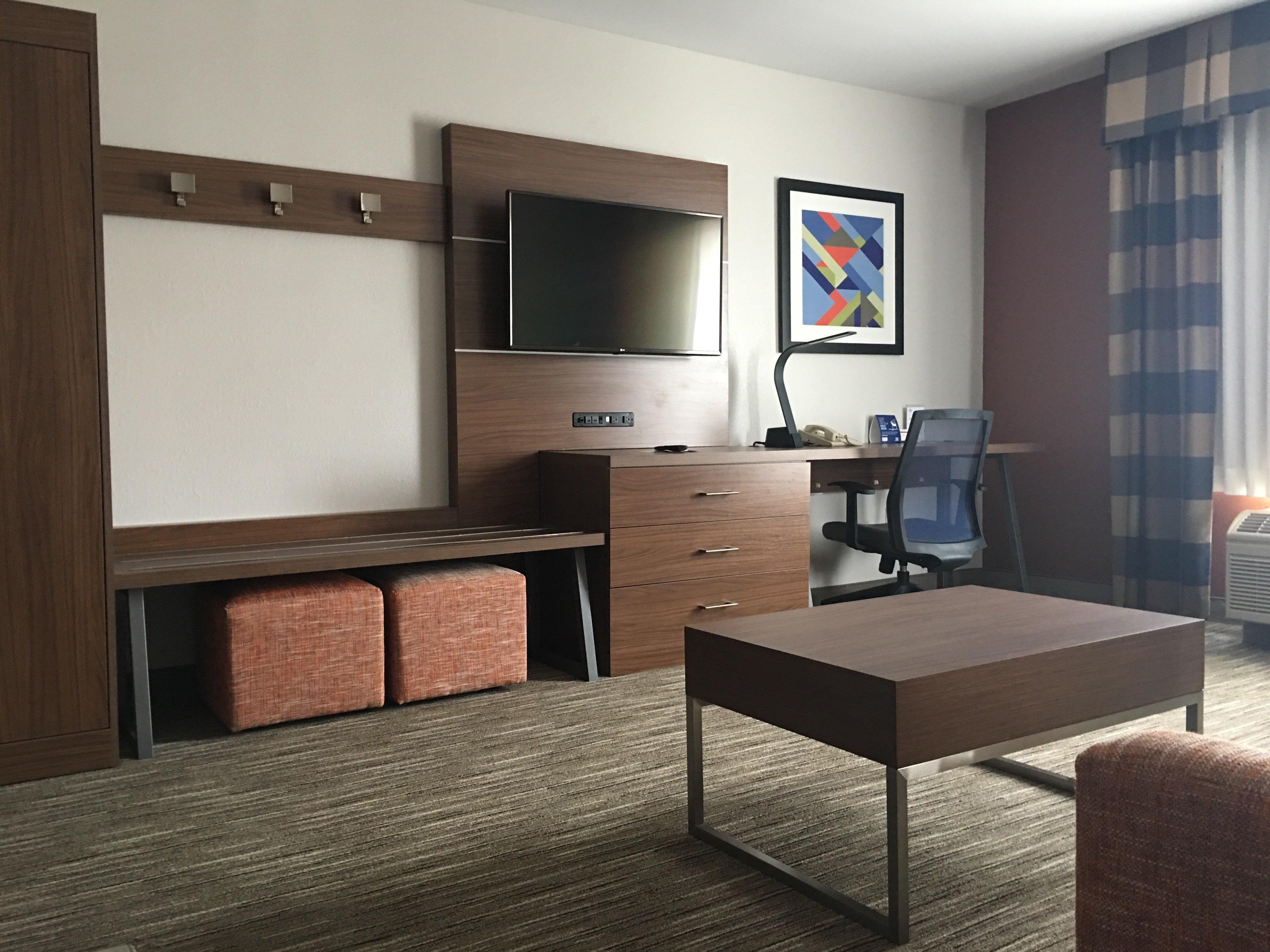 Holiday Inn Express Greensburg By Ihg Exterior foto